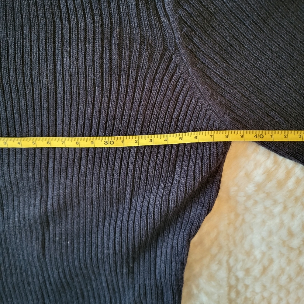 Crop Top/Long Sleeve/Black - Picture 7 of 8